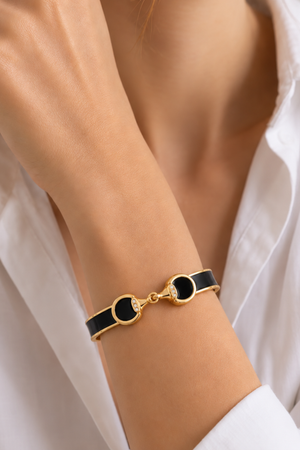 Derby Horse Bit Color Hinge Cuff Bracelet – Black