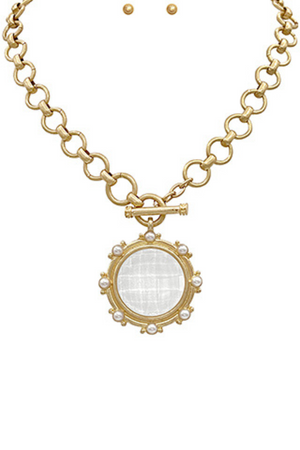 The Celeste Medallion Necklace in Ivory