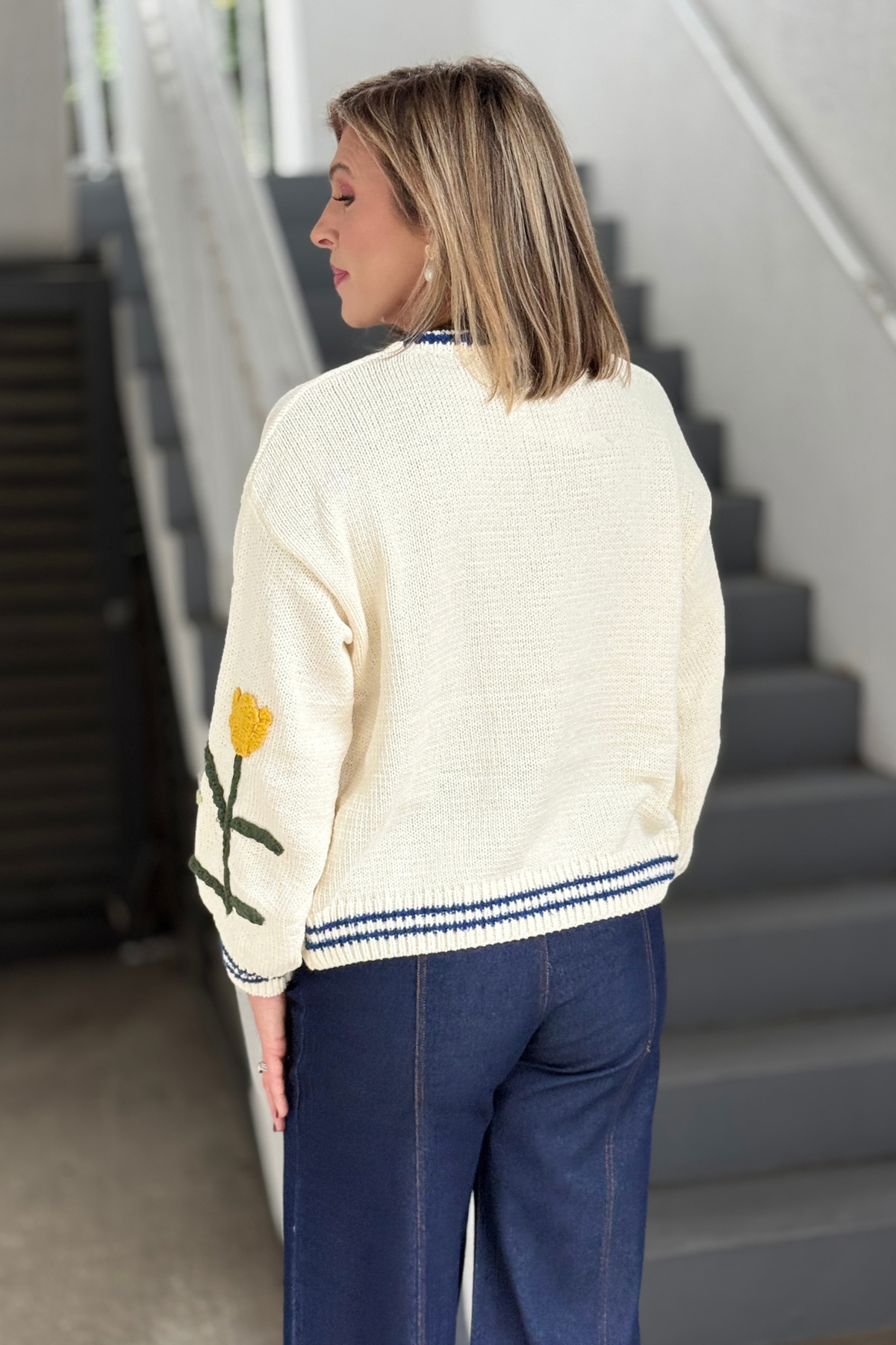 Colorful 3D flower chenille sweater with front pocket
