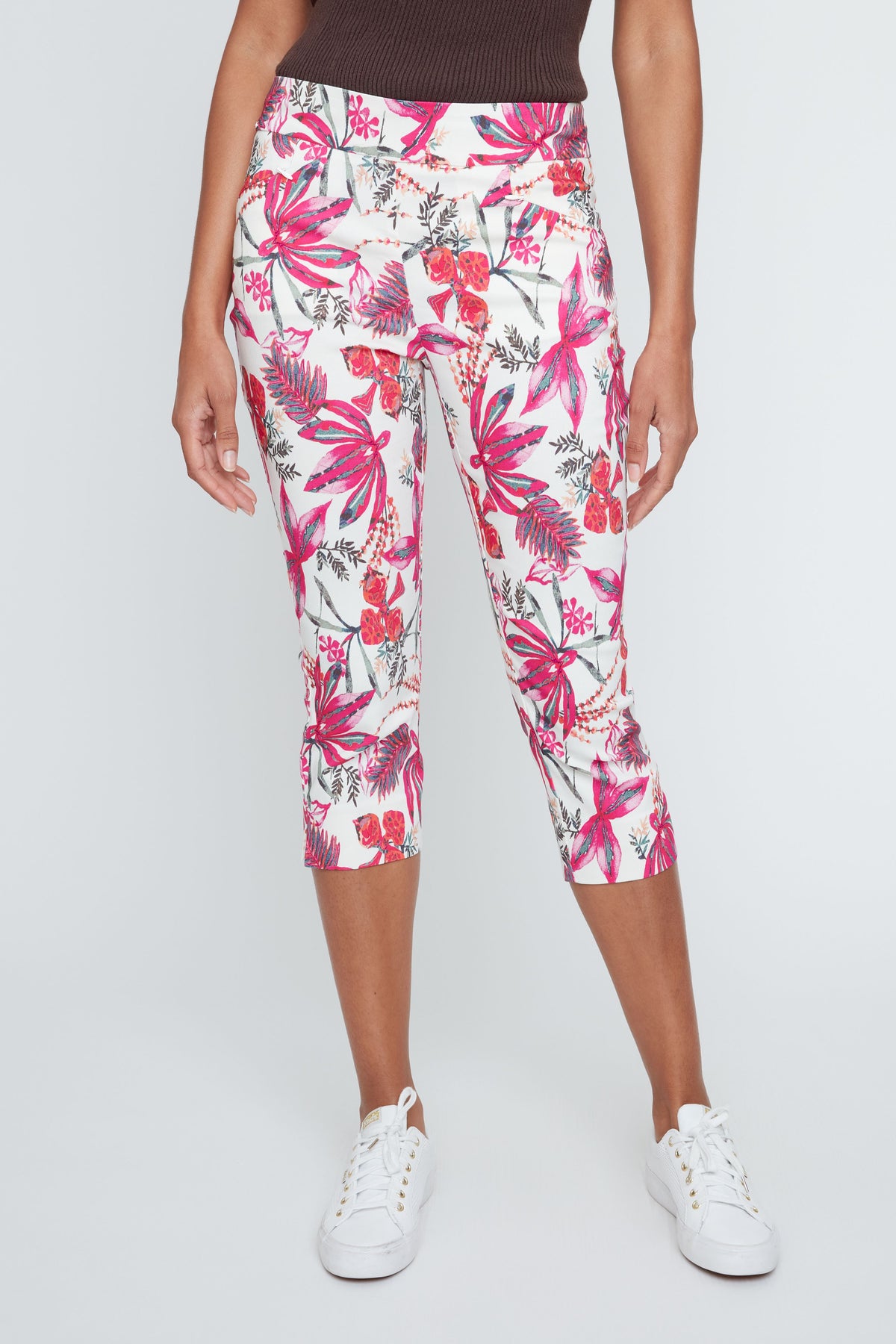 Women’s golf capri pants floral print