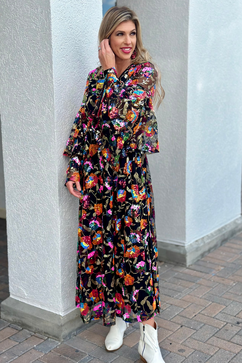 Buddylove: Colette Charmed Long Sleeve Sequin Maxi Dress