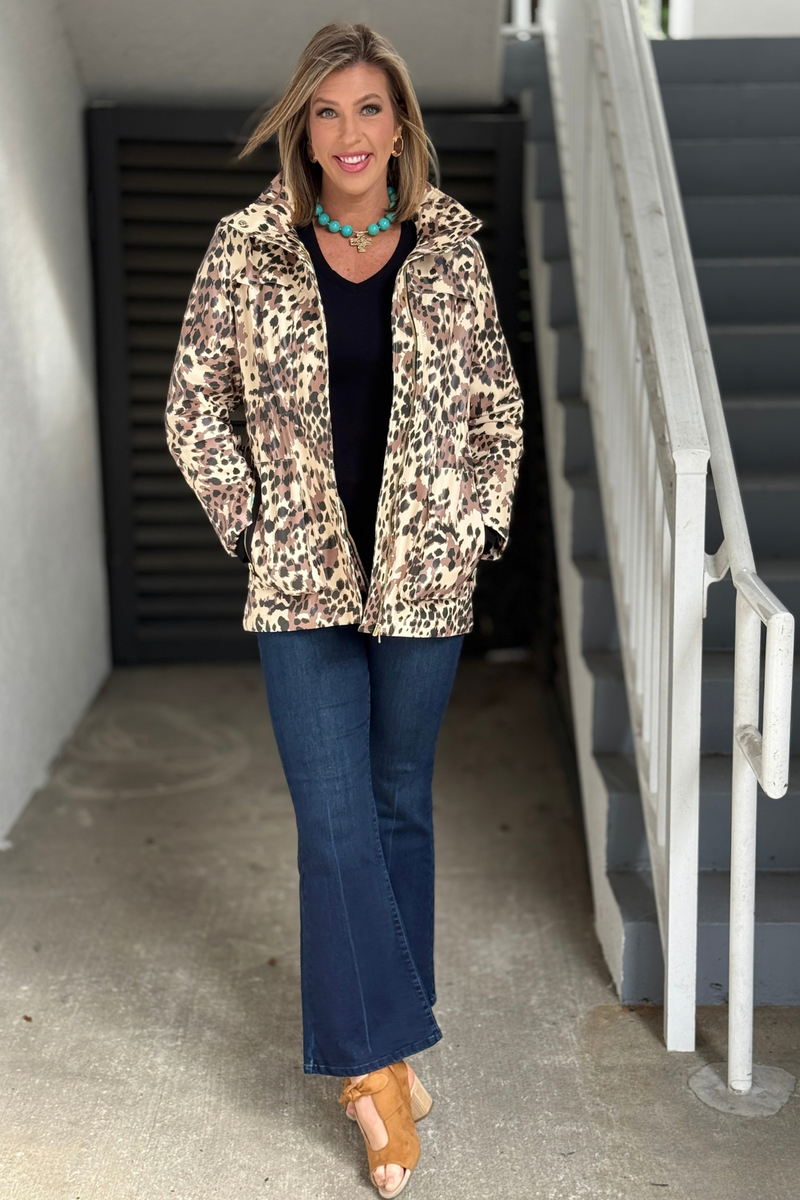 Women’s lightweight leopard print raincoat by Renuar