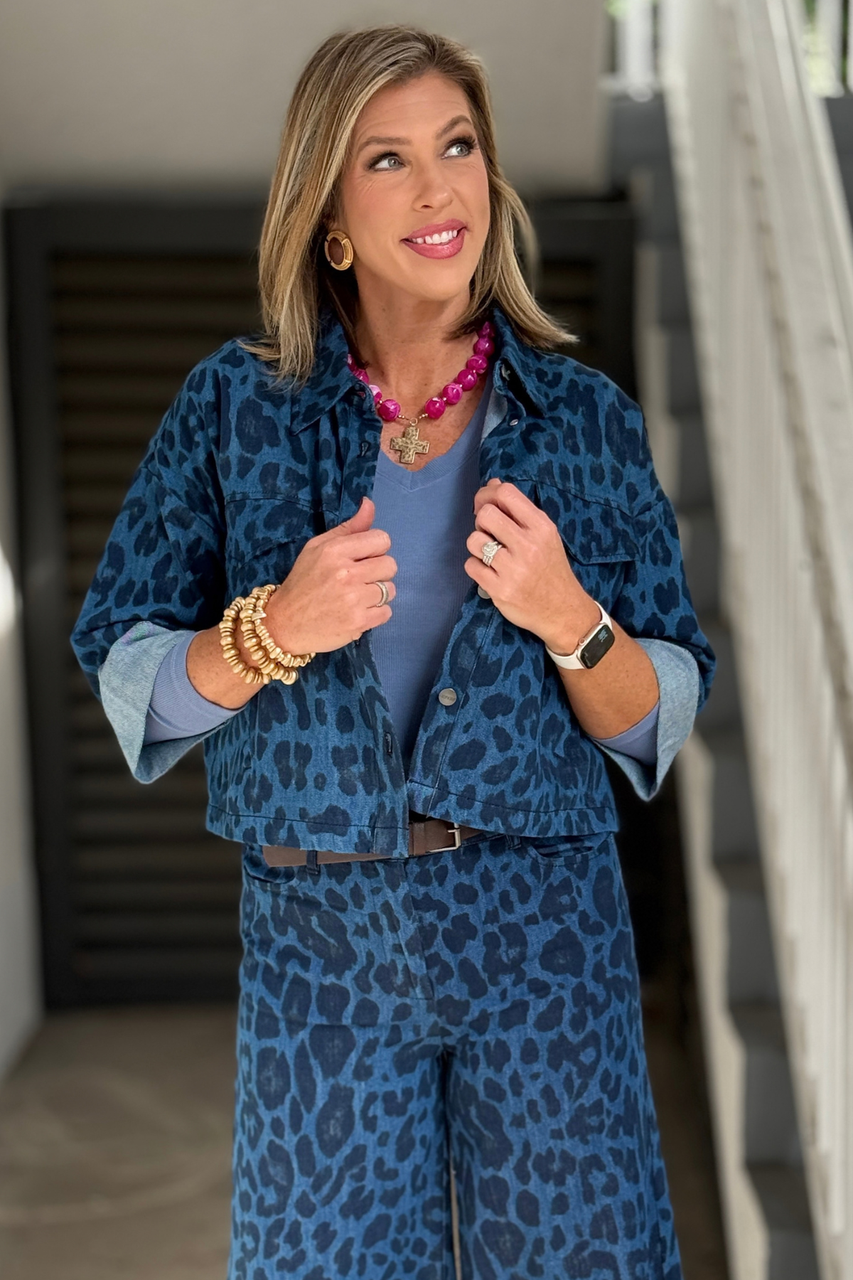 Renuar Indigo Leopard Cropped Denim Jacket for women