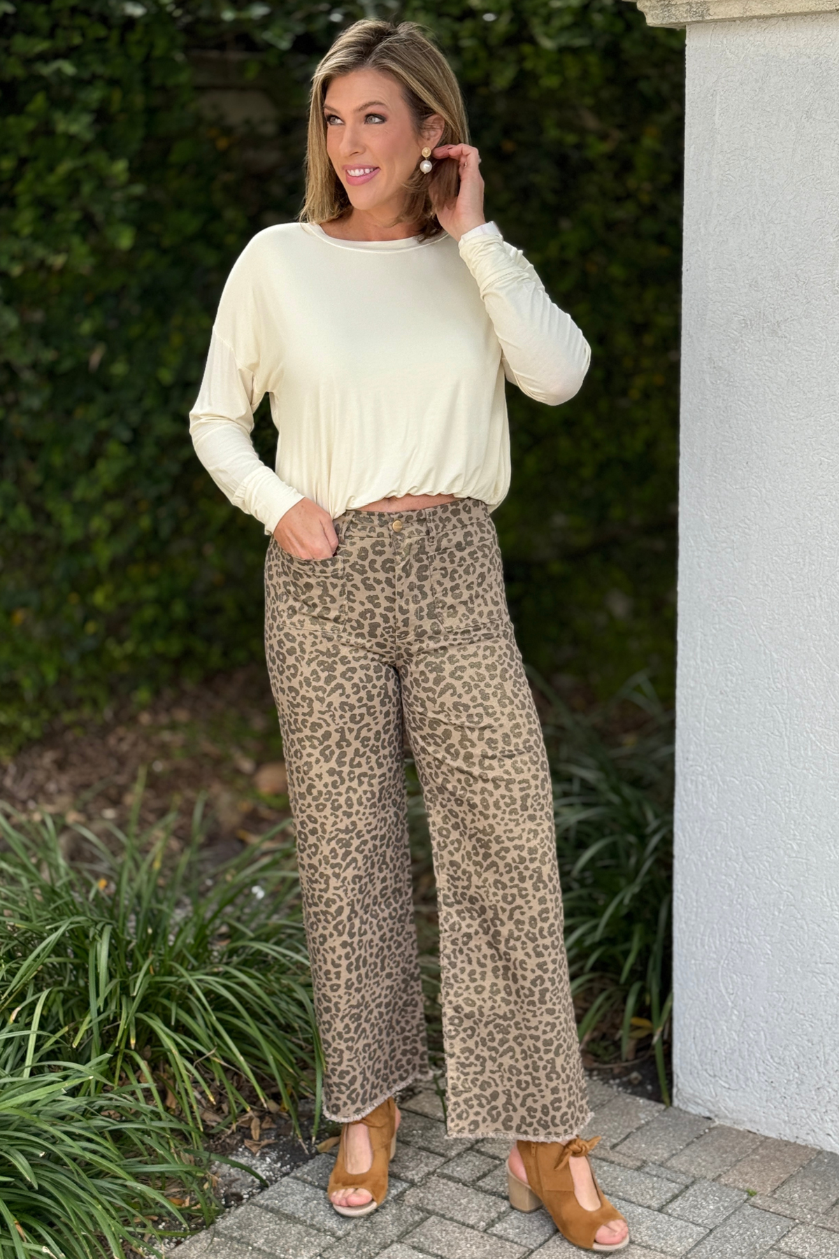 Women’s champagne leopard print stretch denim pants