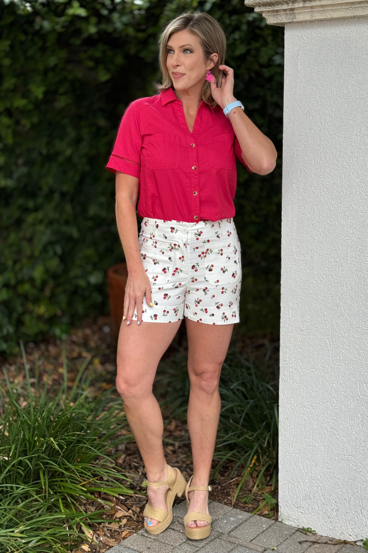 renuar cherry print stretch shorts front view
