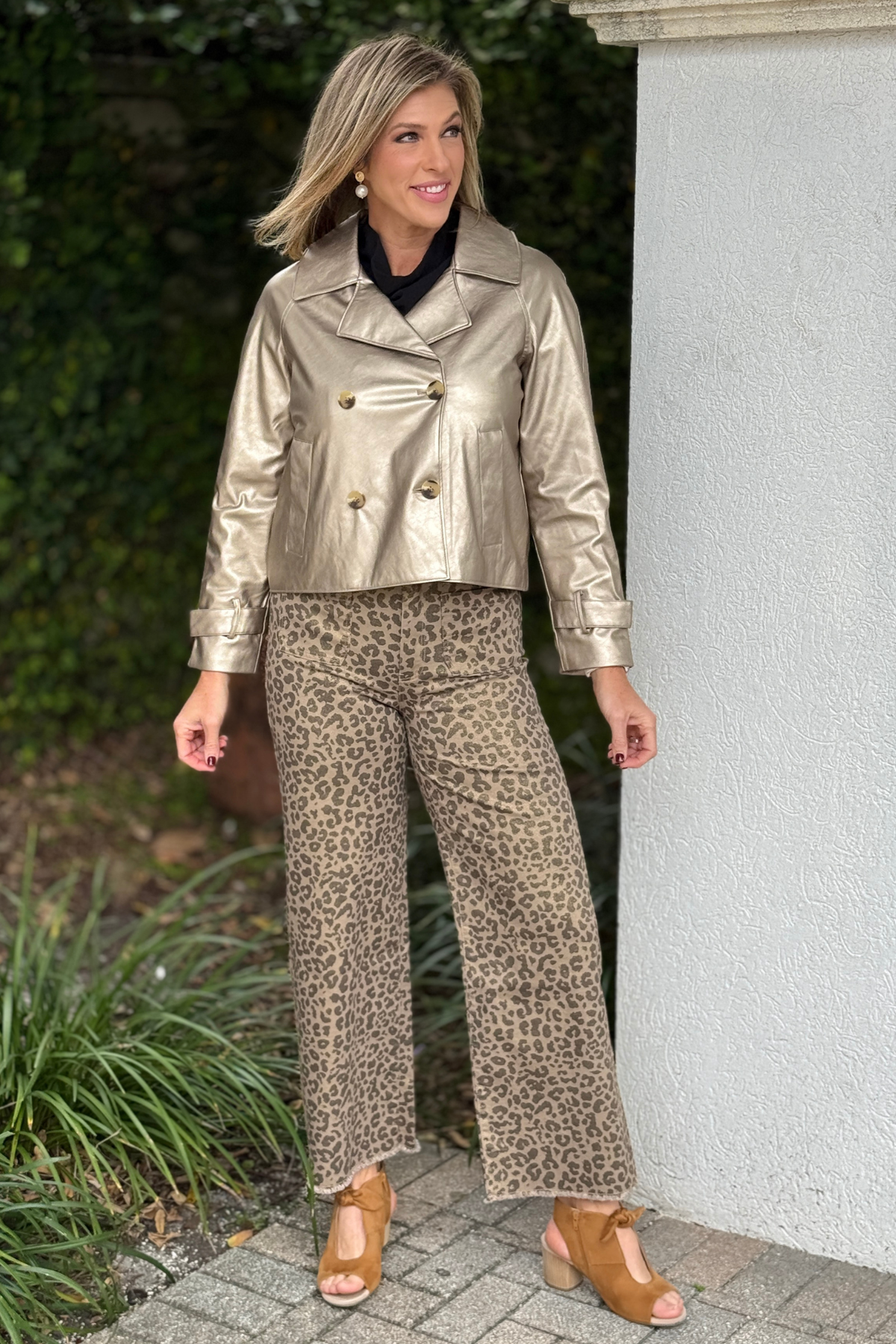 Renuar cropped metallic faux leather jacket for women