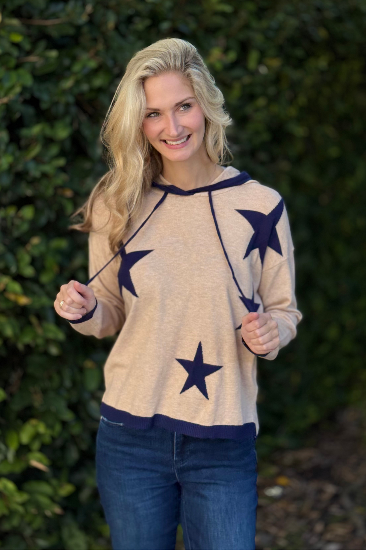 Six Fifty Starlight Hoodie – Latte with Navy Stars