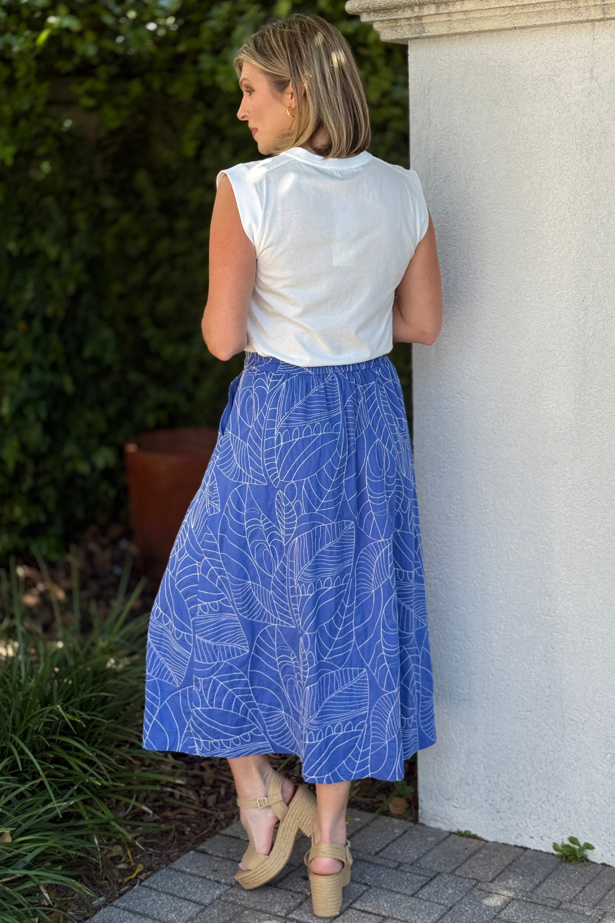 women’s blue spring skirt with print