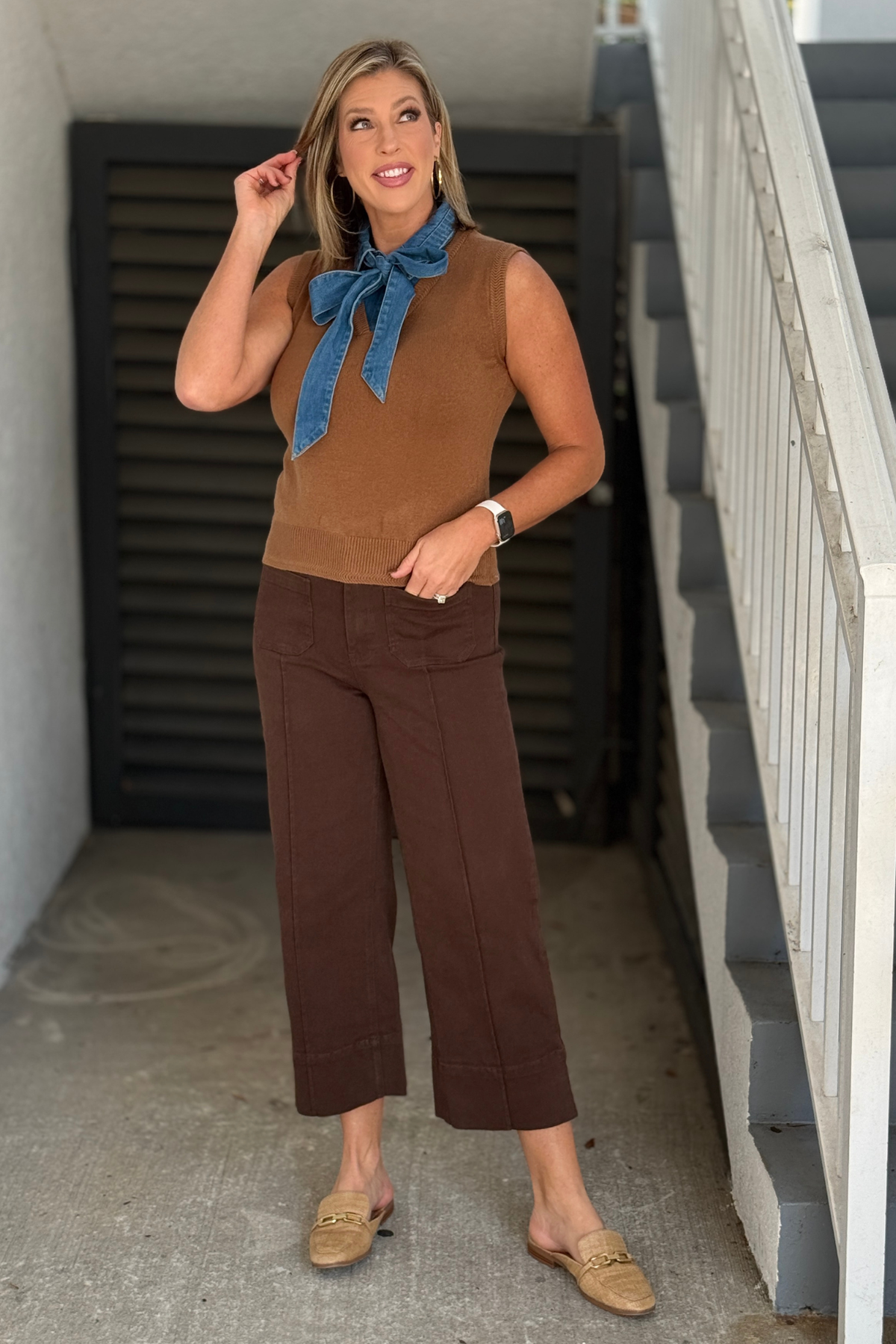 Women’s coco brown sleeveless knit top with oversized denim bow