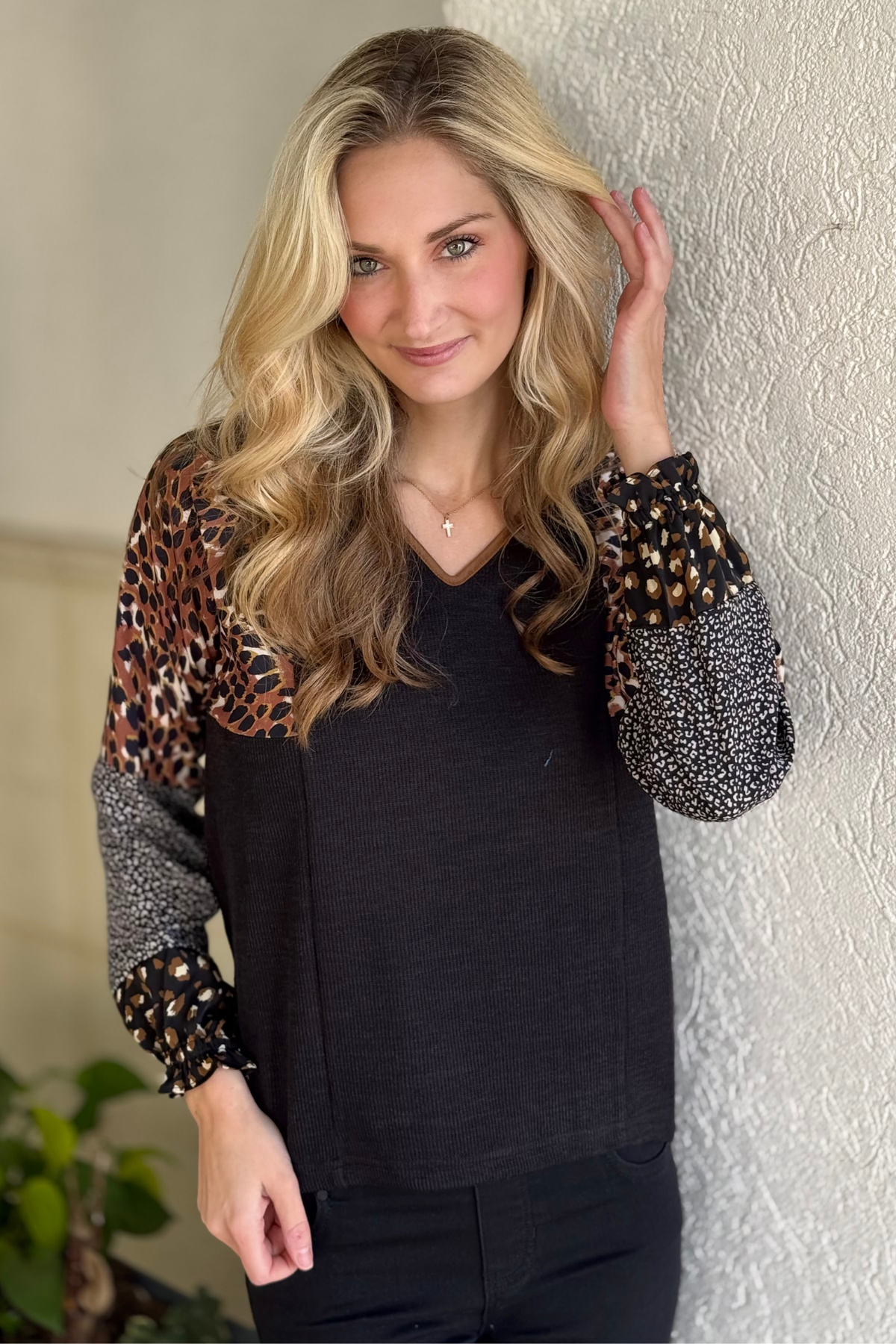 Leopard + holiday-inspired sleeve combo