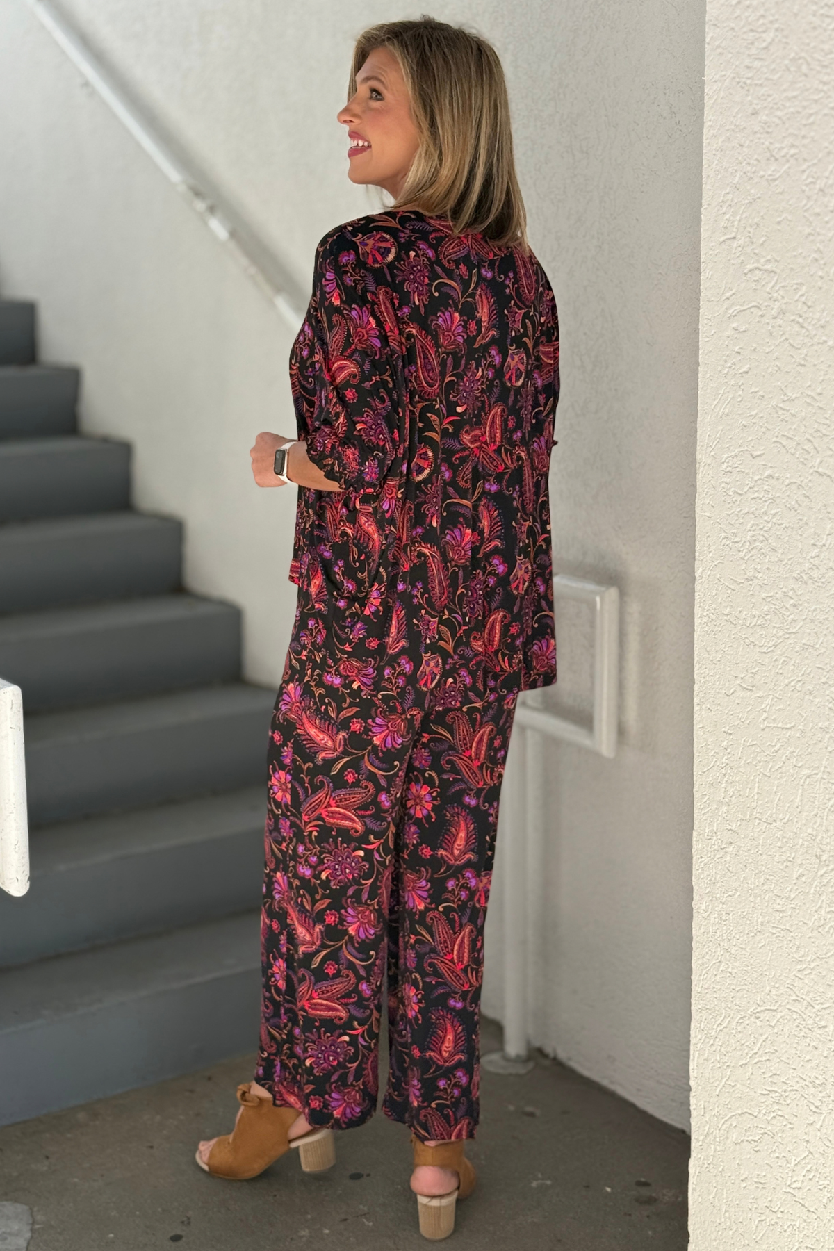 Women’s wrinkle-resistant boutique pant set for fall and holiday