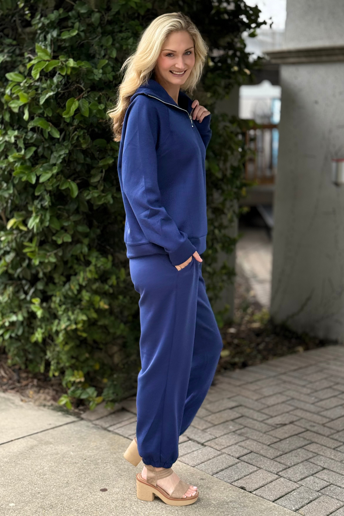 Soft wrinkle-resistant travel outfit for women