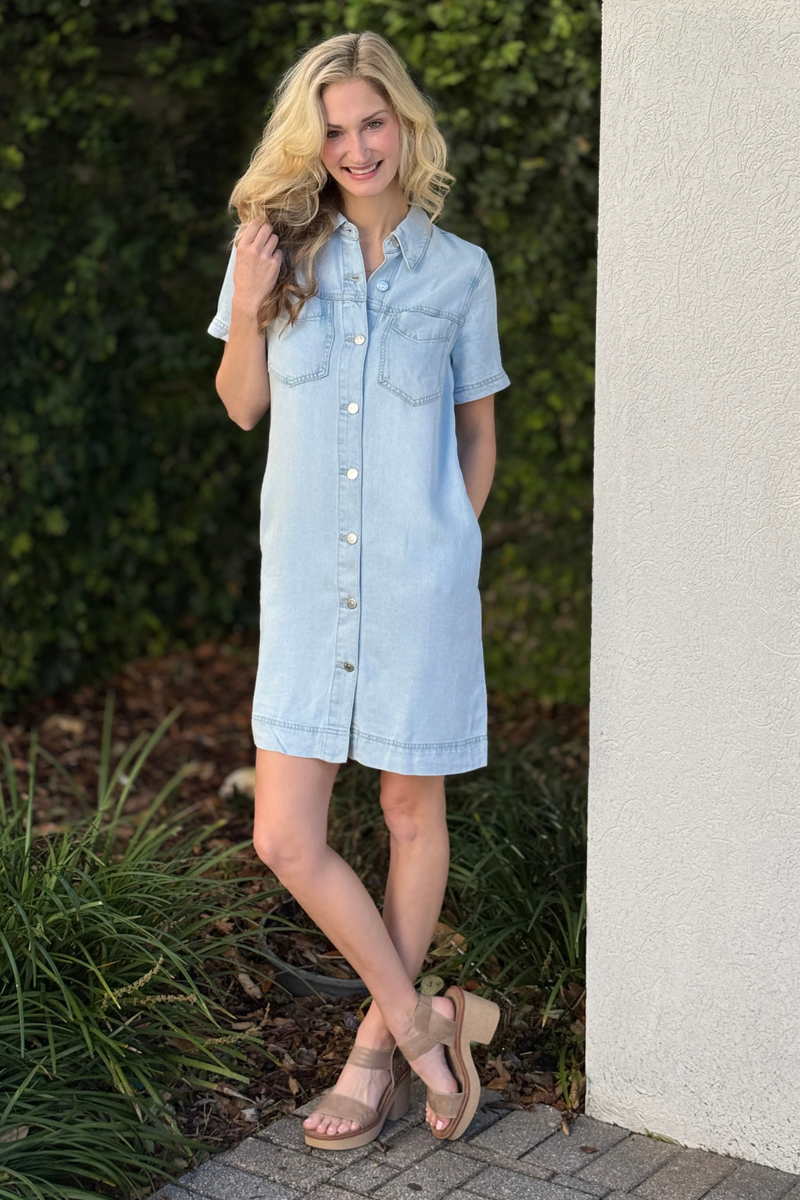 Lightweight lyocell denim shirt dress with pockets