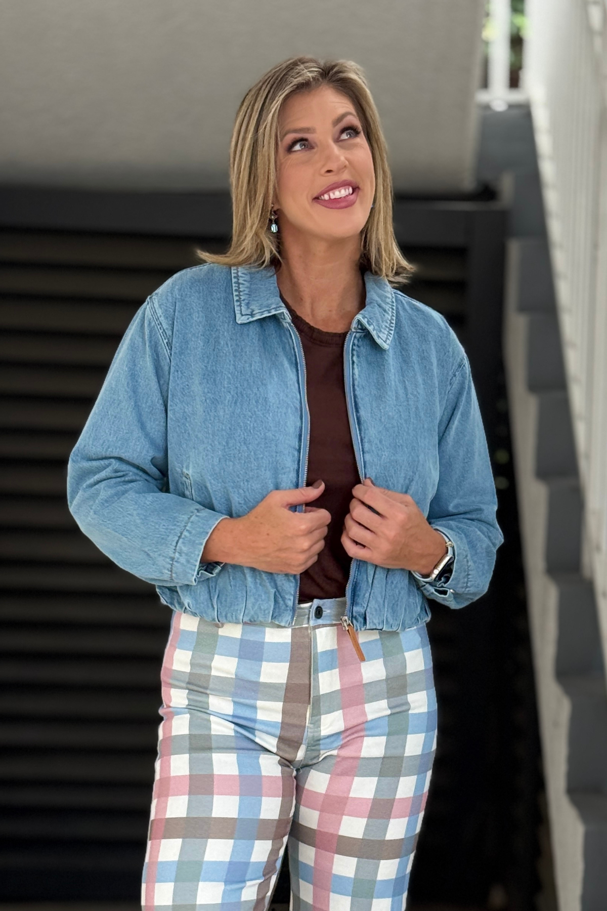 Tribal BLUE THREAD Oxford Blue bubble hem denim jacket front view
