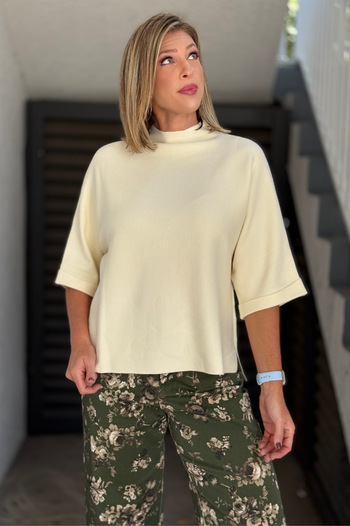 Cream mock neck short sleeve sweater top