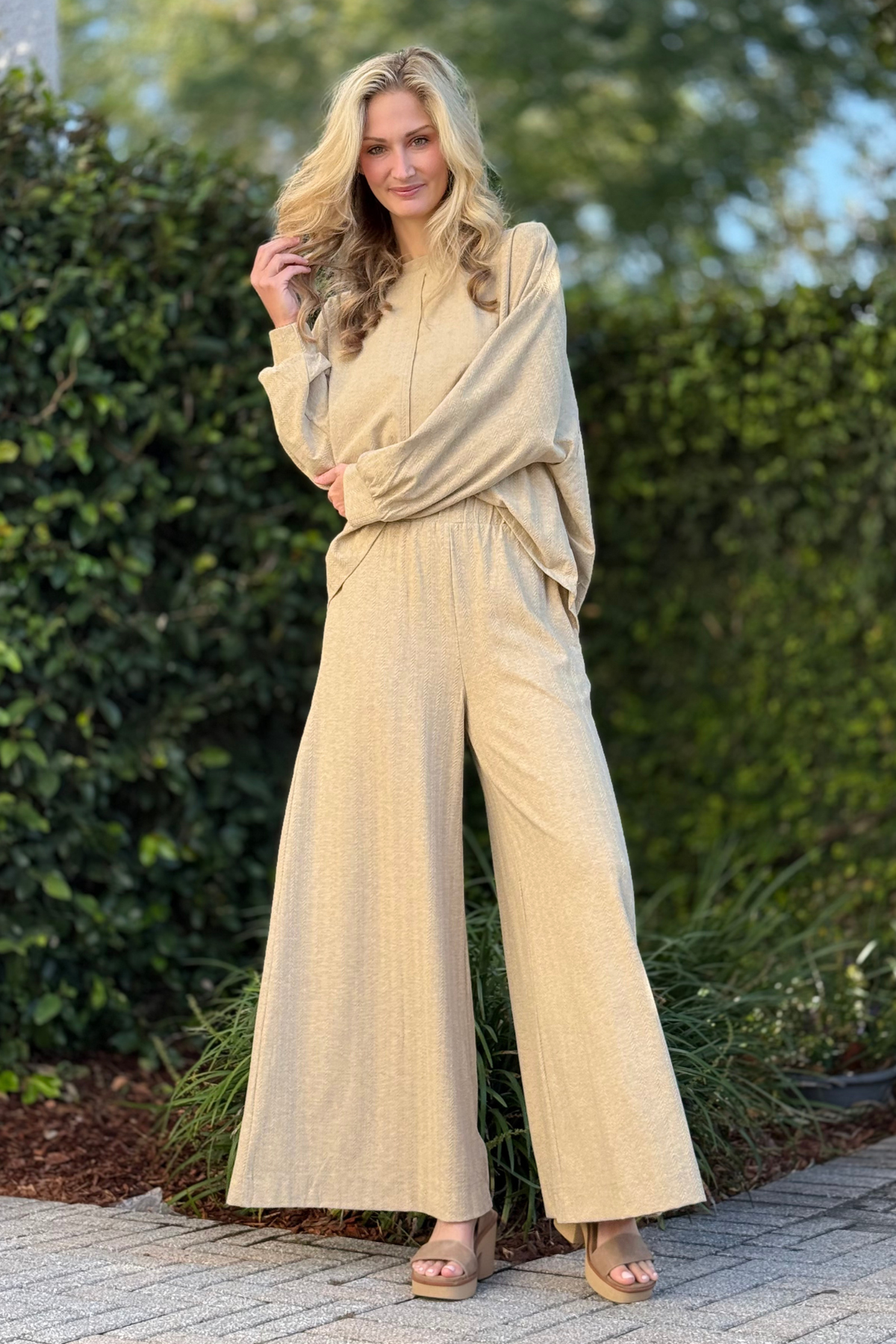 The Lumen Wide Leg & Top Set – Chic Neutral Loungewear