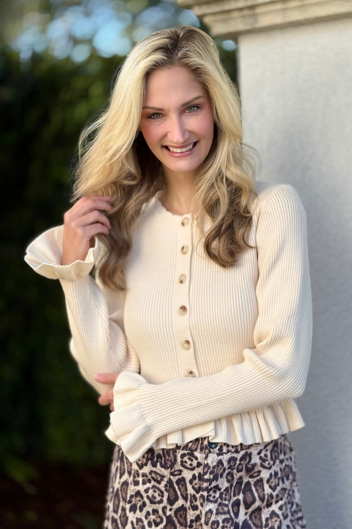 Egg Shell Ruffle Hem Ribbed Knit Cardigan Sweater