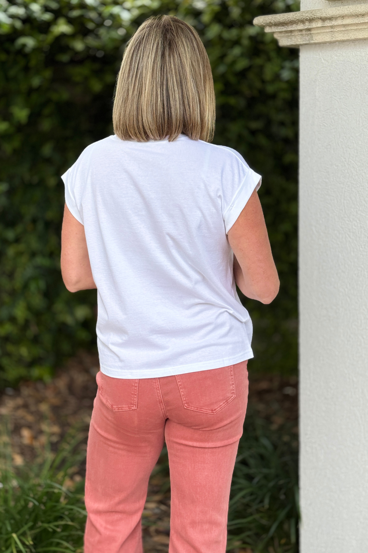 Women’s everyday essential tee in soft cotton fabric