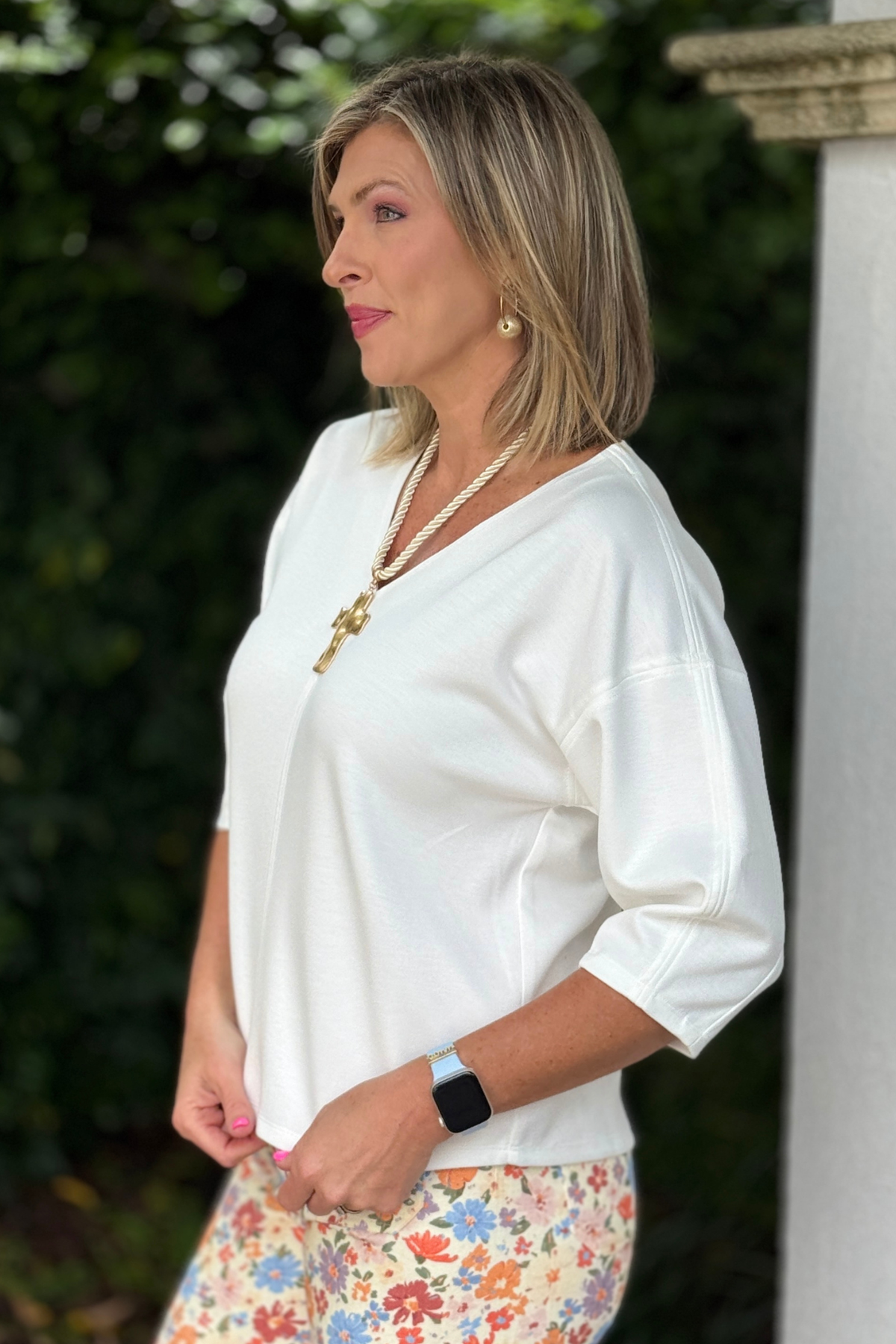 Women’s lightweight summer top with drop shoulders