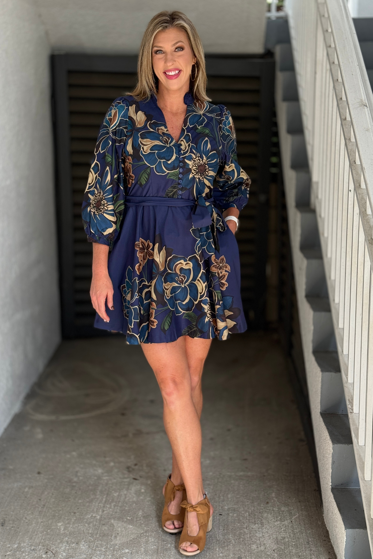 Zenara Peruvian cotton floral tie-waist dress in navy