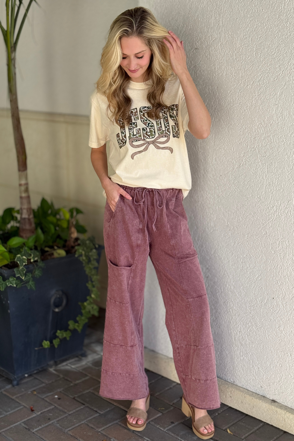 Mineral wash raw hem pants for women