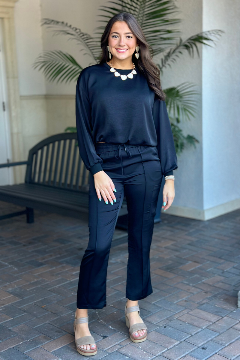 Gwyneth Relaxed Utility Pintucked Pants-Black