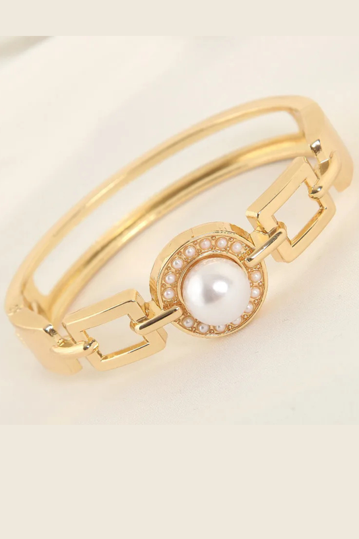 The Country Club Pearl Bracelet