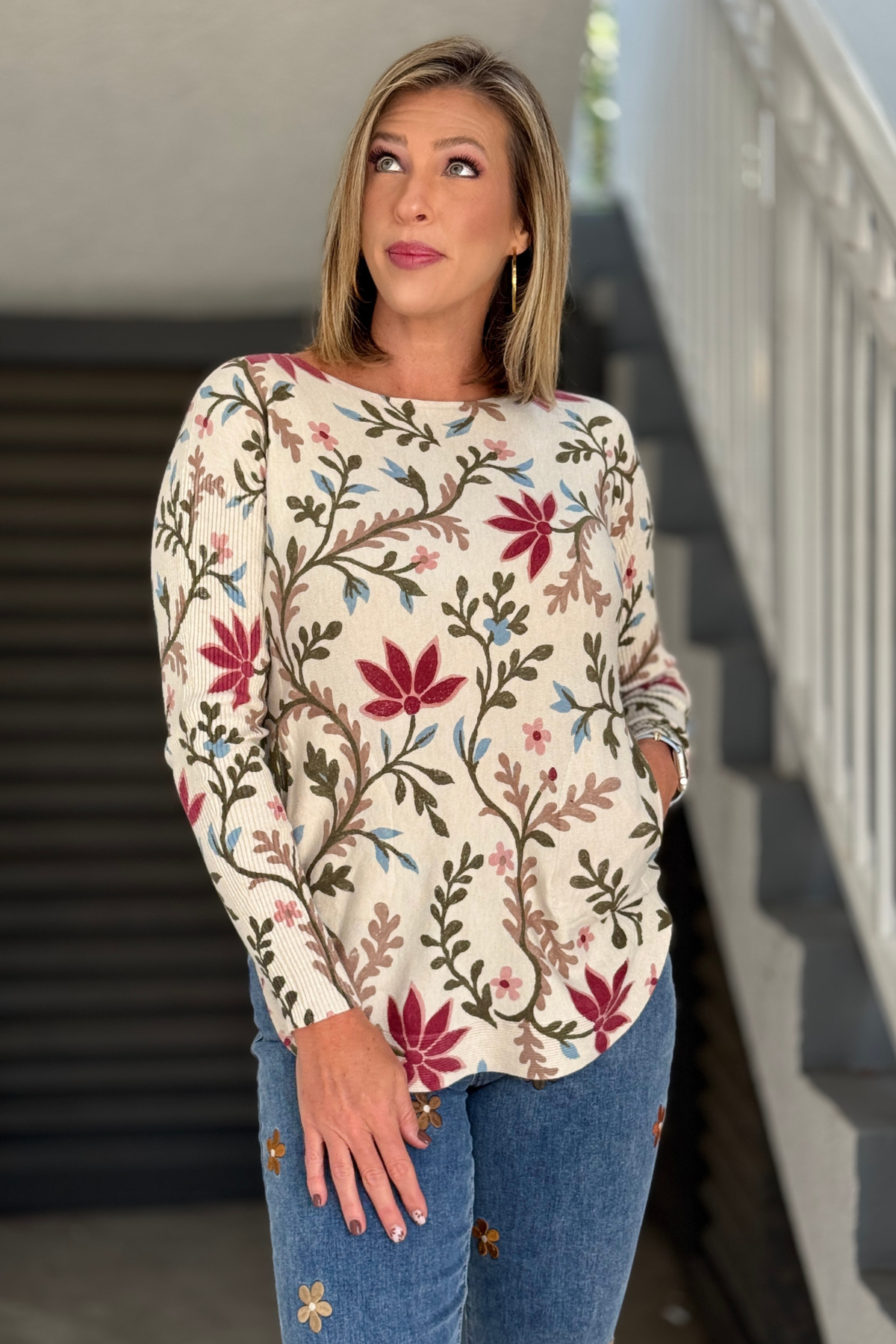 Floral print boat neck sweater with long sleeves
