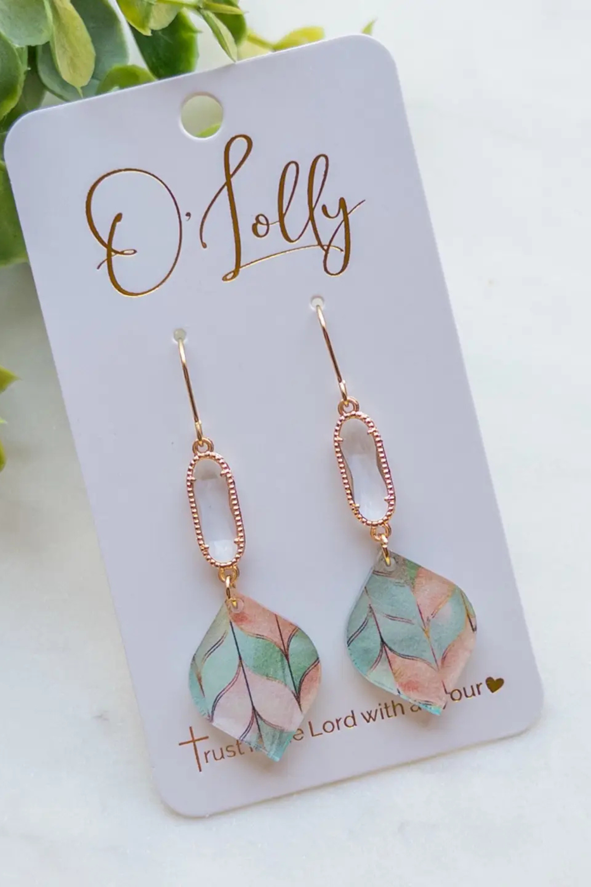 Mint To Be Wren Dangle Earrings