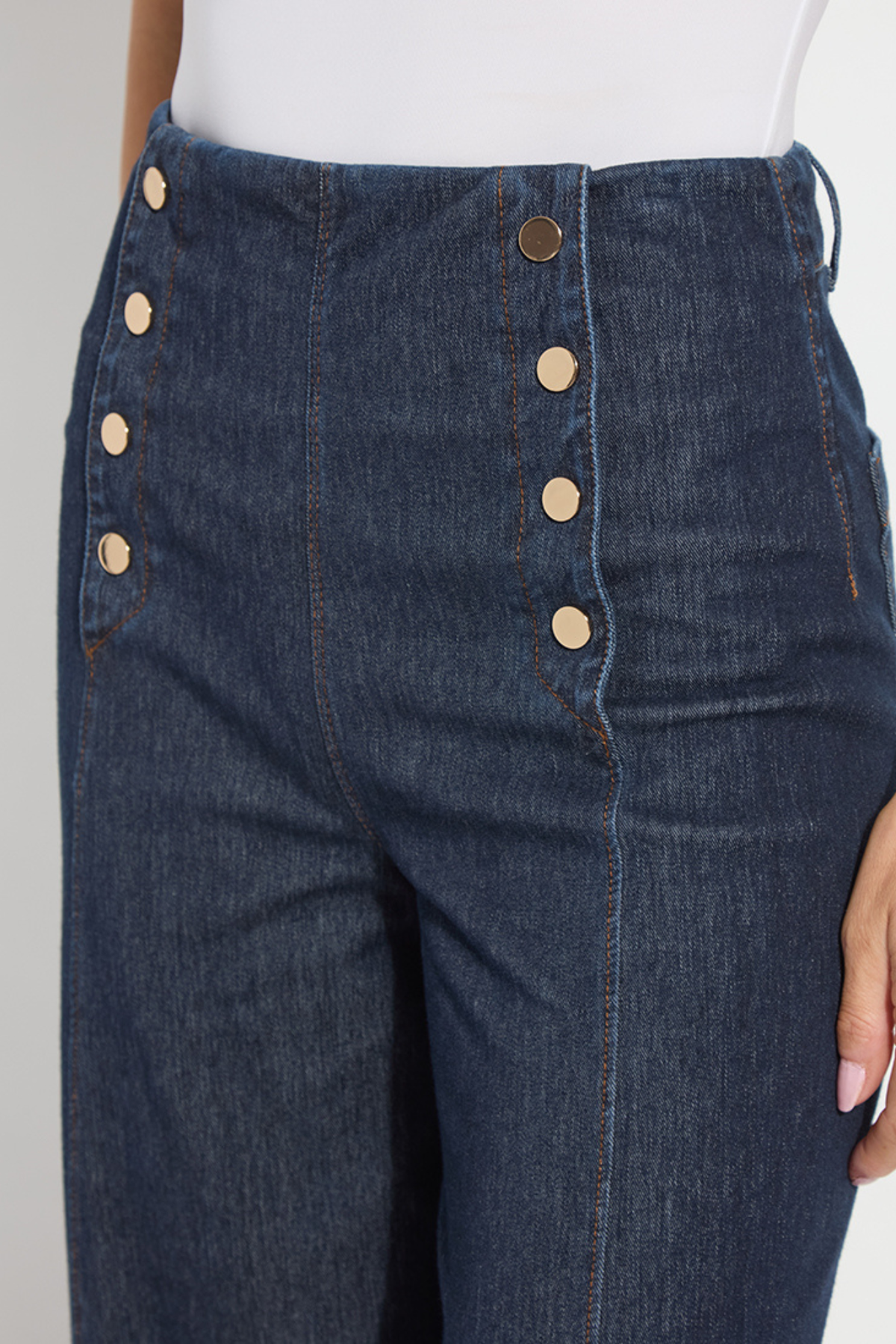 Dark wash ankle length wide leg denim pants