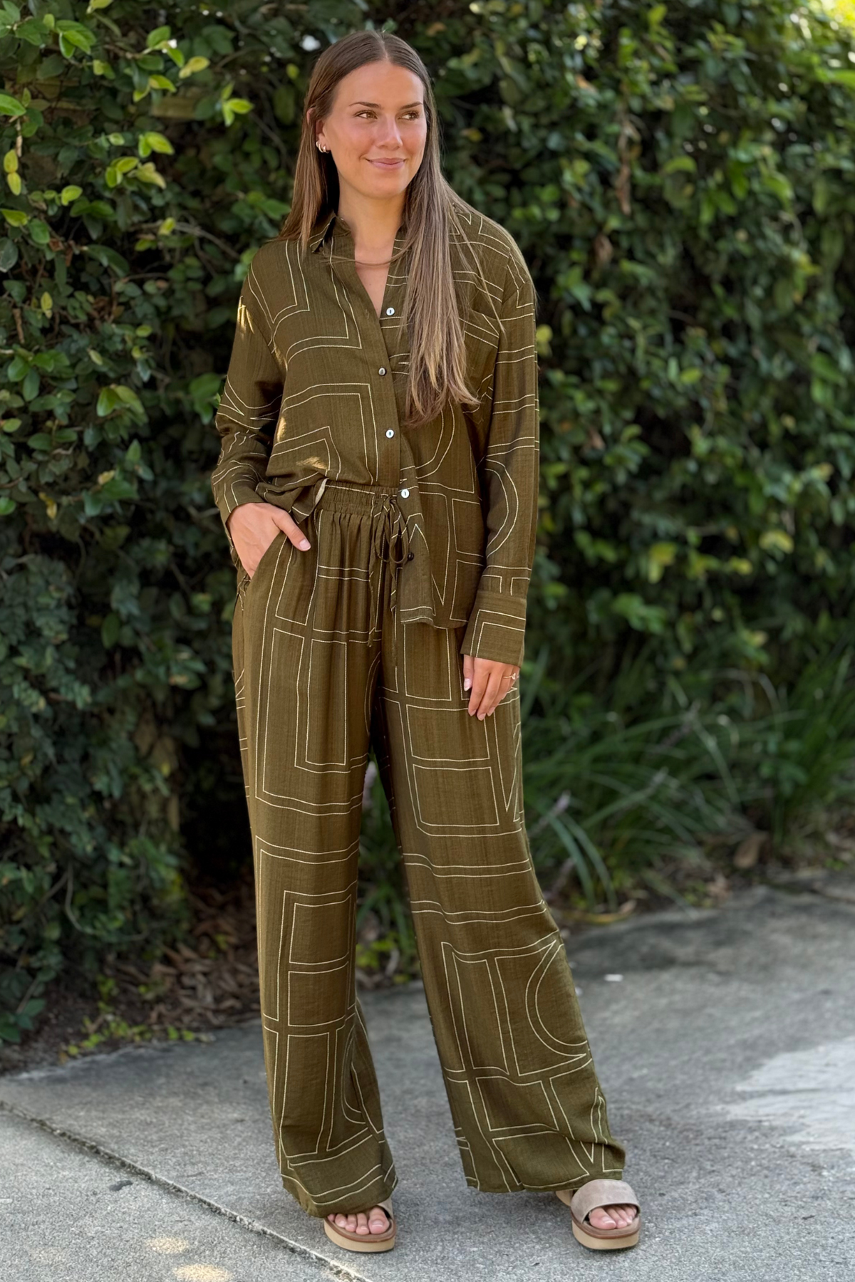 Aspen Grove Stitched Wide Leg Pants in Olive