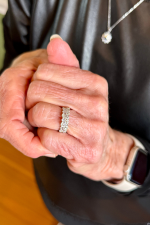 Eternal Radiance Moissanite Band