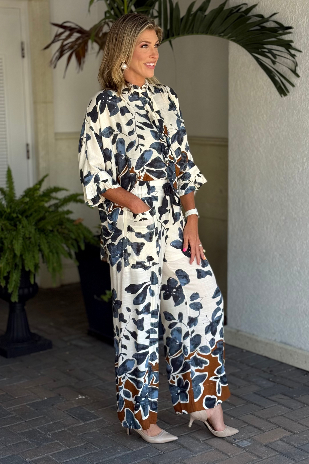 The Falling Into Style Pants in Charcoal Mix